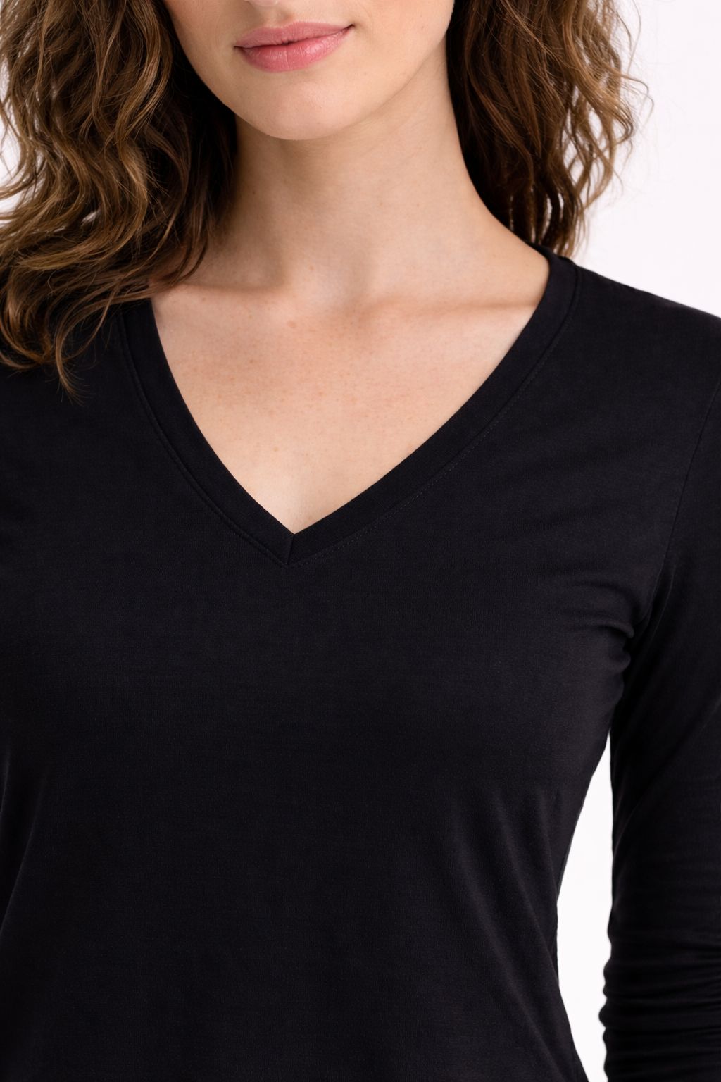 Unik V-Neck Long Sleeve Modal Tee